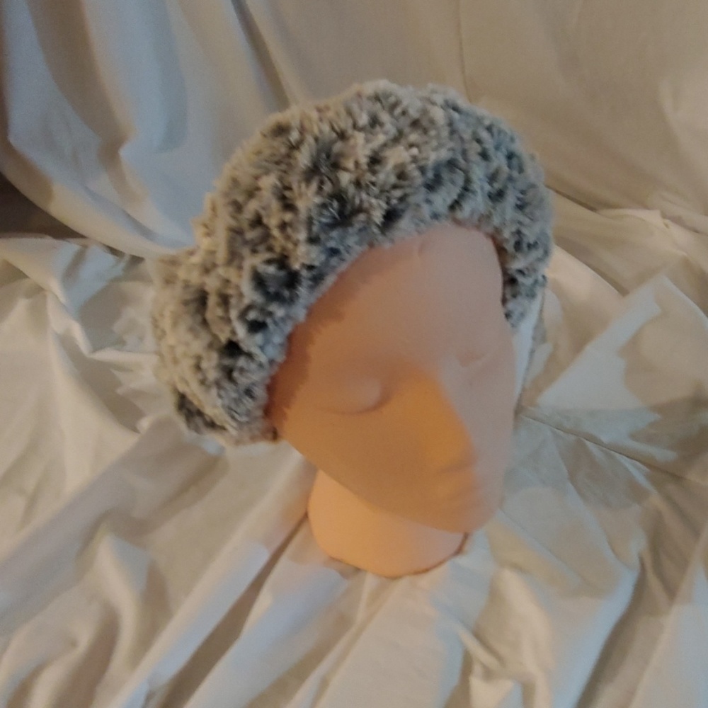 Minky fur yarn earmuff headband